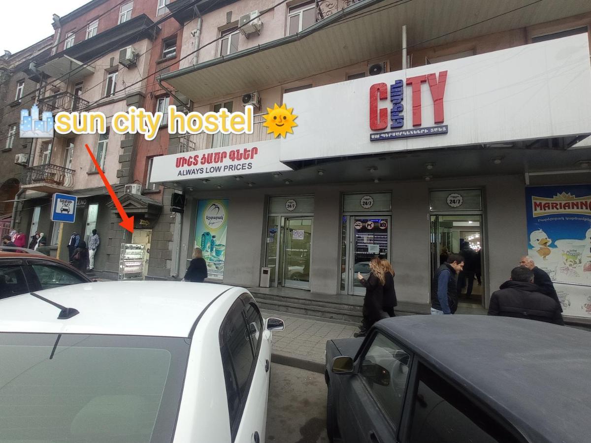 Sun City Hostel Jerevan Eksteriør bilde