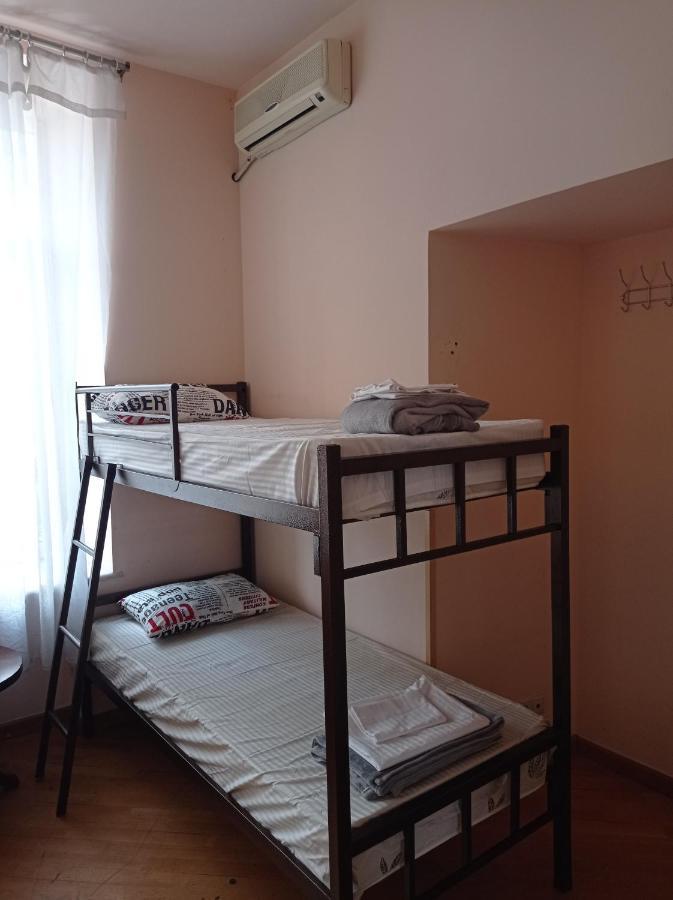 Sun City Hostel Jerevan Eksteriør bilde