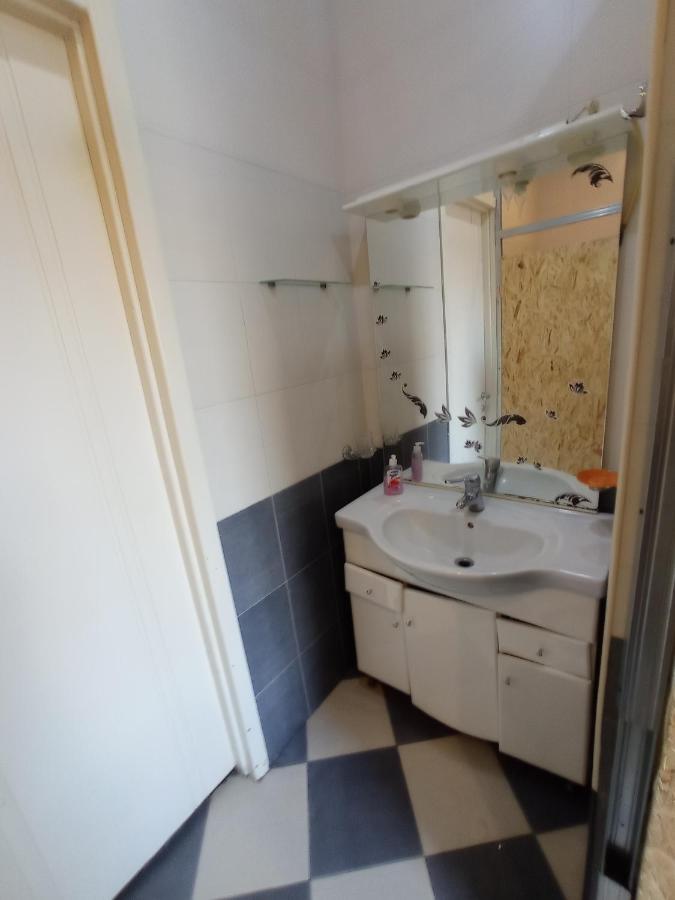Sun City Hostel Jerevan Eksteriør bilde
