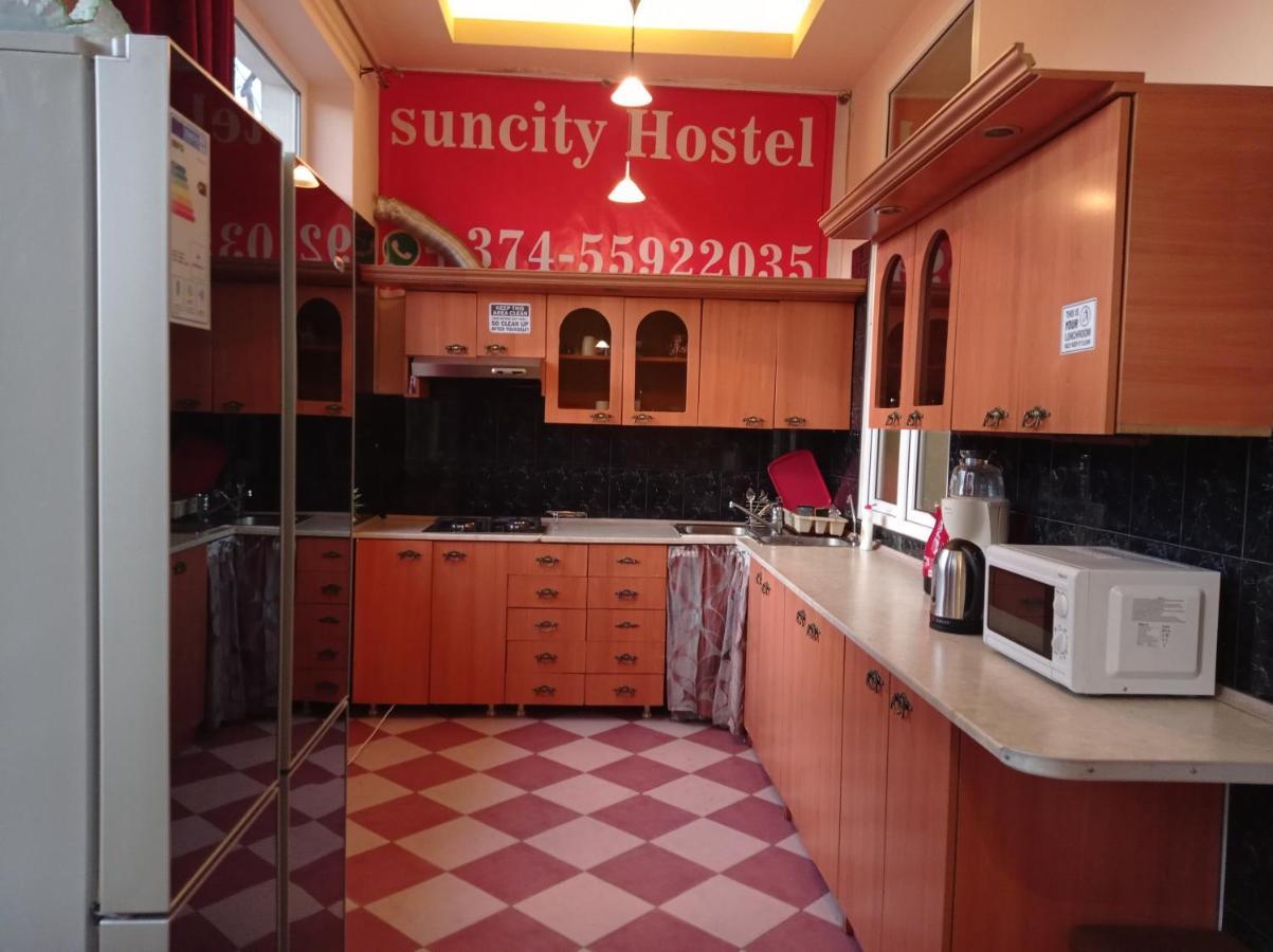 Sun City Hostel Jerevan Eksteriør bilde